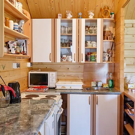 Drewniany Dom Z Pieknym Ogrodem Ferienhaus *